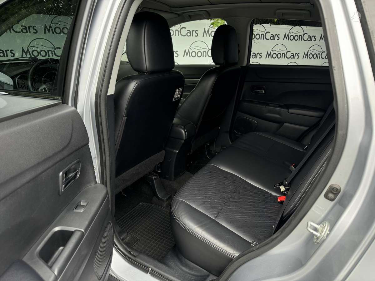 Mitsubishi ASX 2011 — photo 16