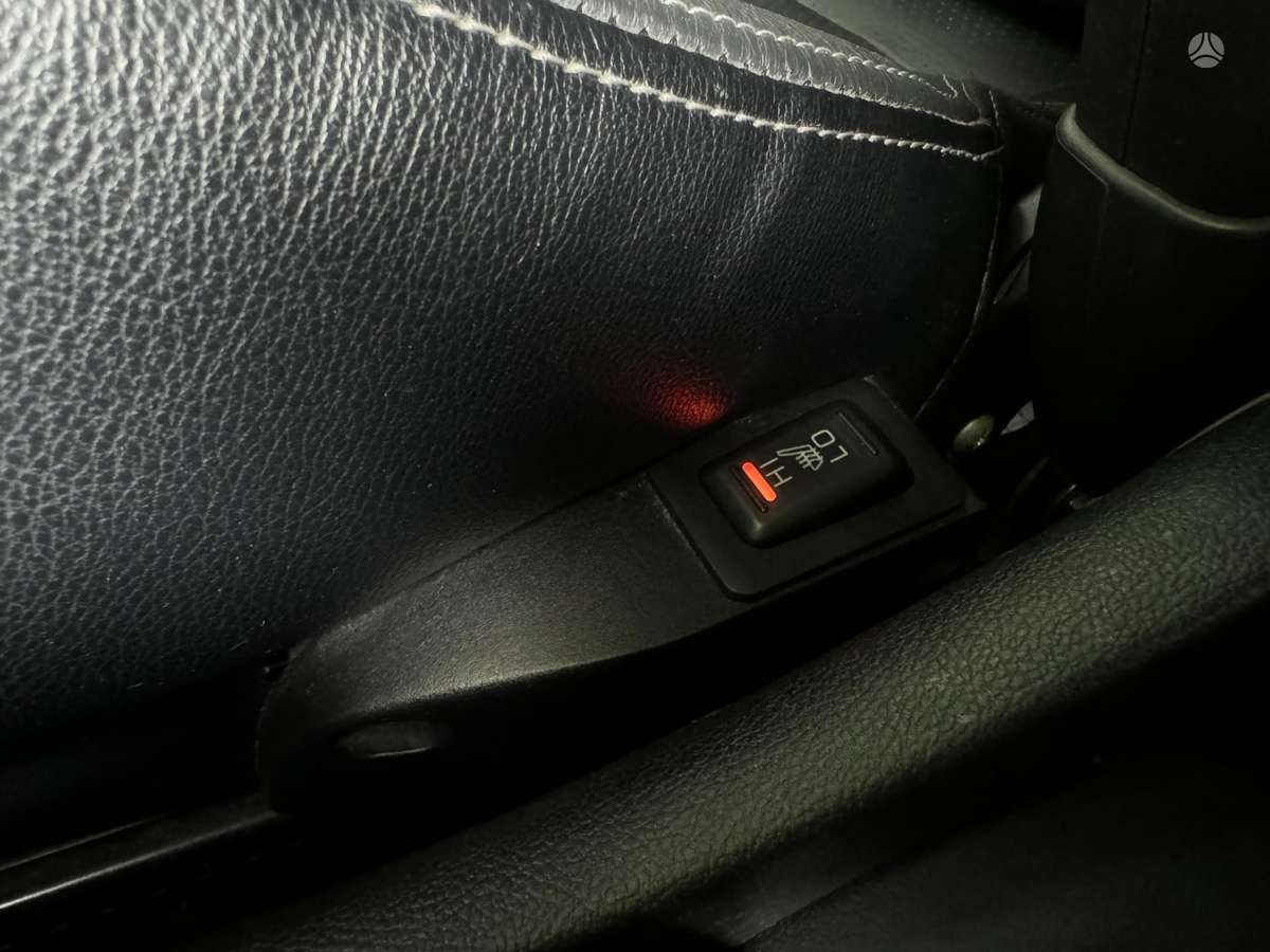 Mitsubishi ASX 2011 — photo 18