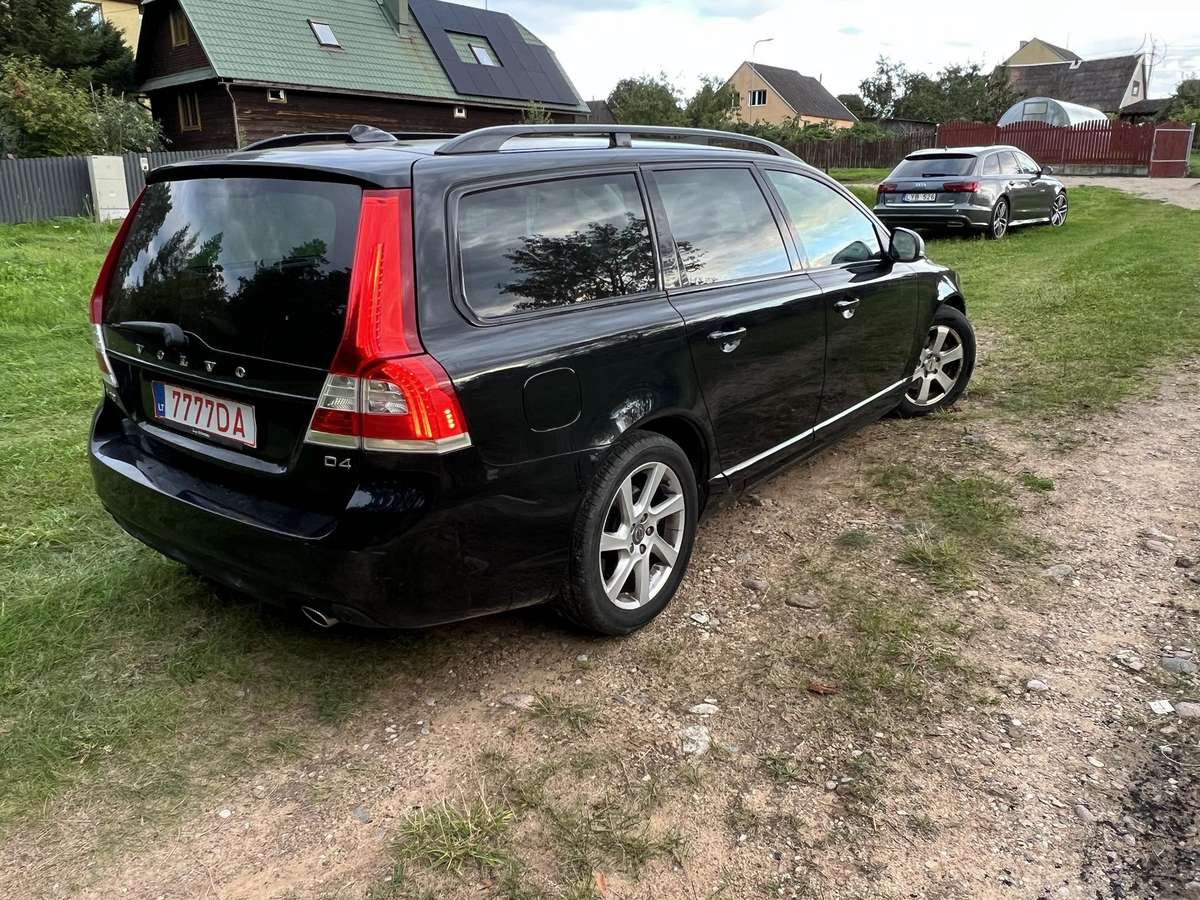 Volvo V70, 2014