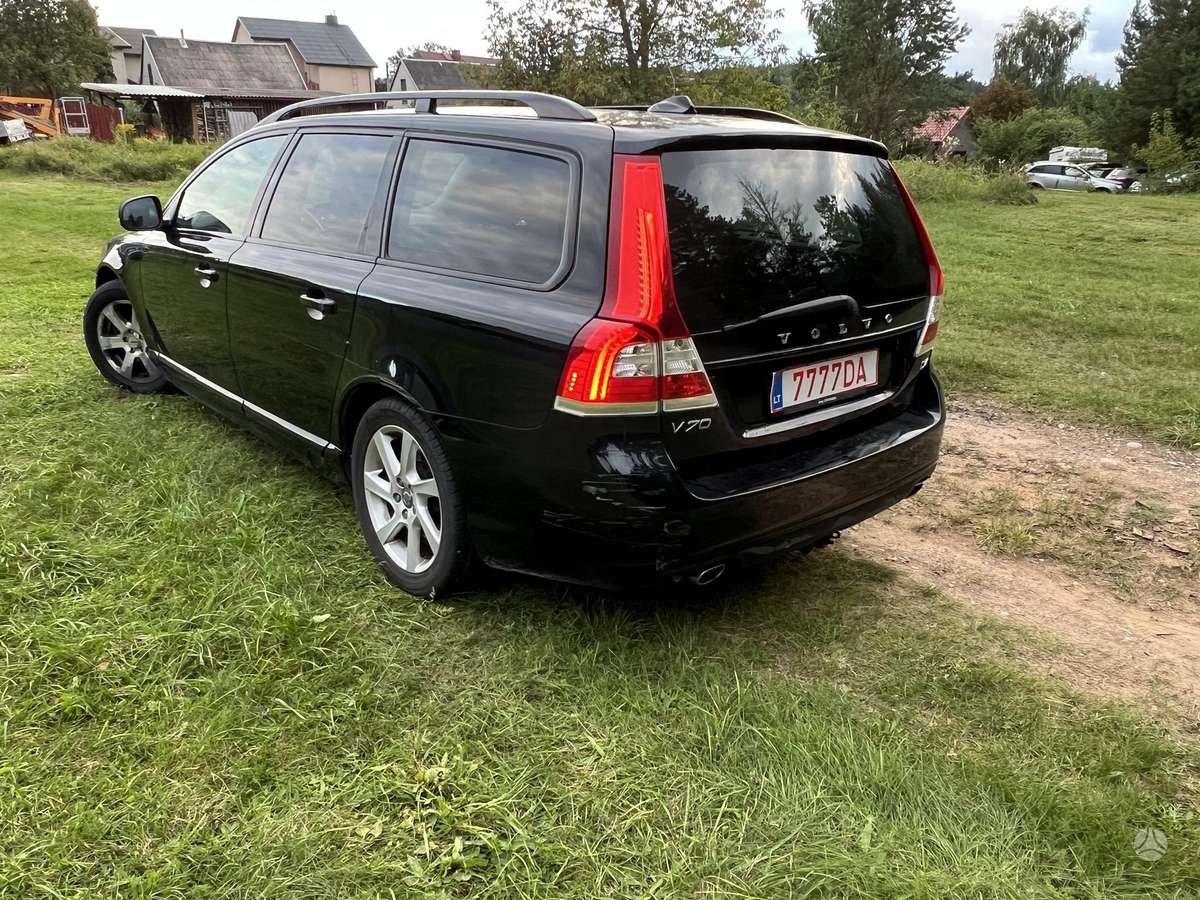 Volvo V70 2014 — engine 1969 cm³, 181 HP (133kW)
