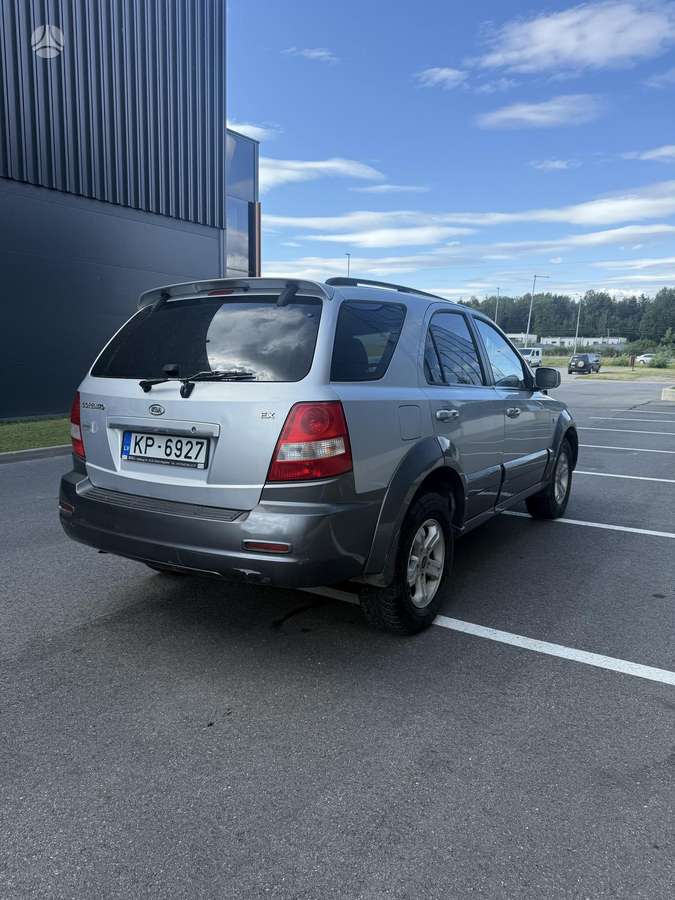 Kia Sorento 2006 — engine 2497 cm³, 140 HP (103kW)