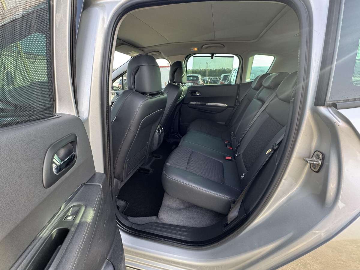 Peugeot 3008 2015 — photo 10