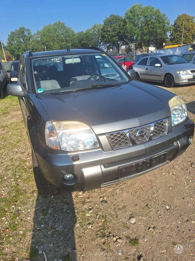 Nissan X-Trail 2007 — вигляд ззаду