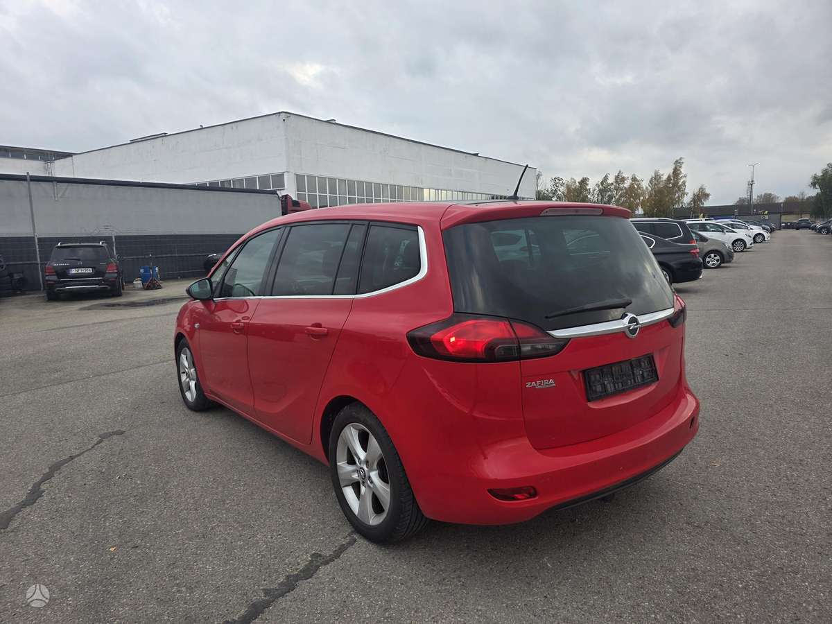 Opel Zafira 2012 — photo 8