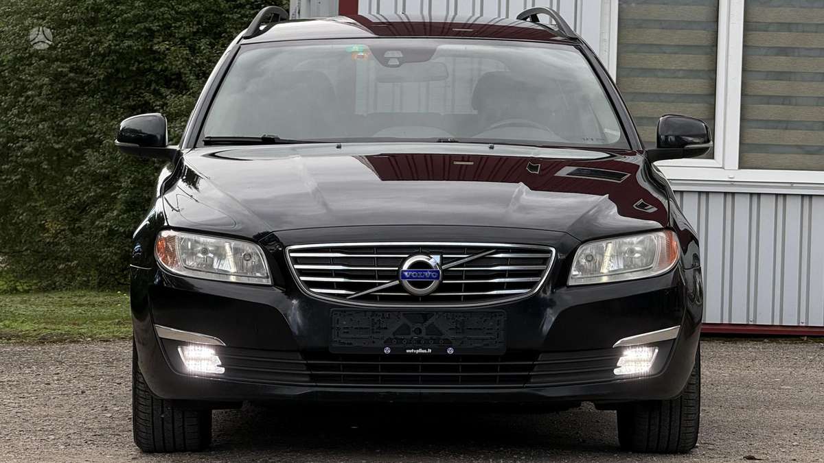 Volvo V70 2013 — photo 10