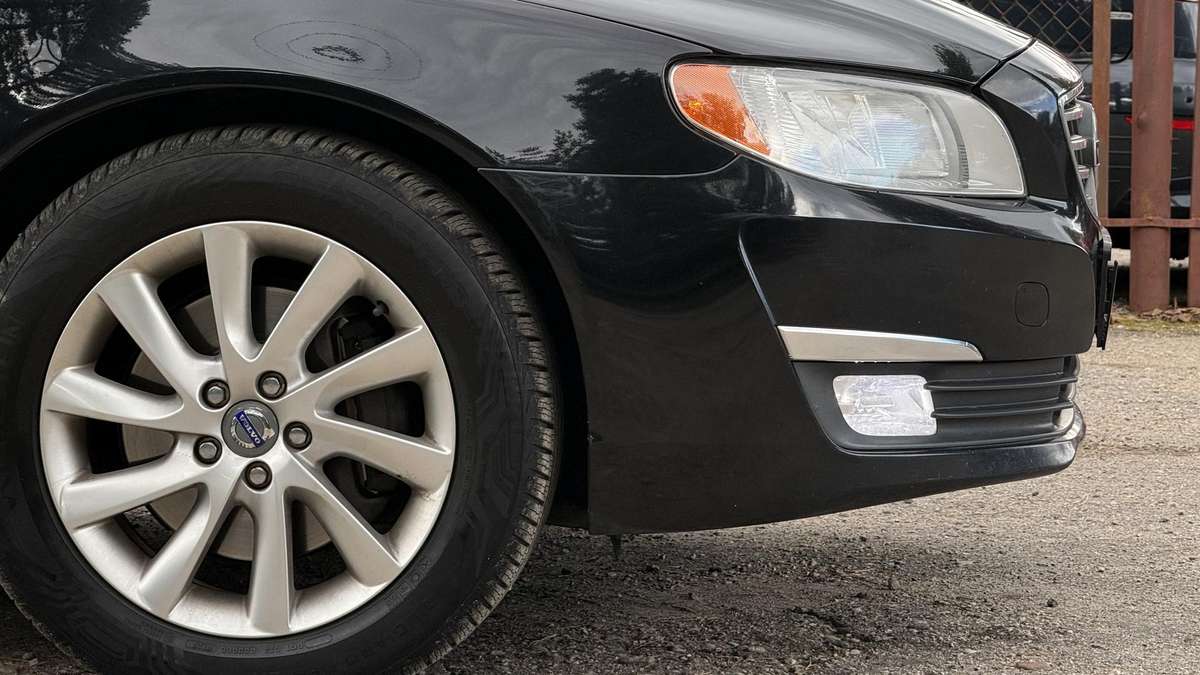 Volvo V70 2013 — photo 7