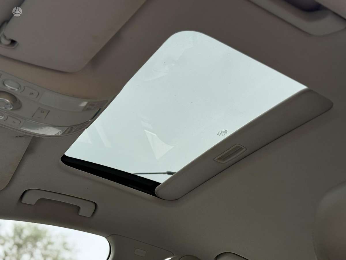 Audi A6 2009 — photo 14