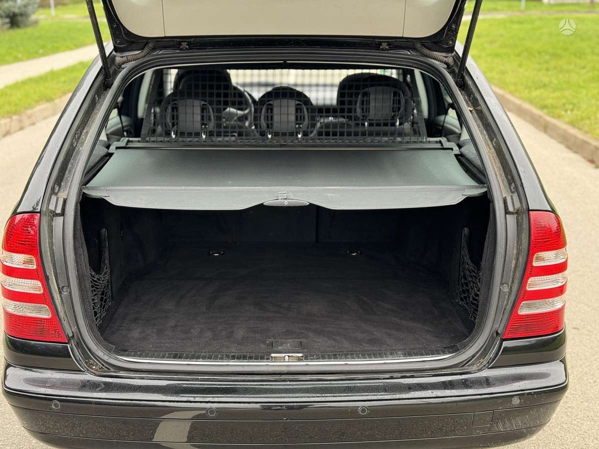 Mercedes-Benz C200 2006 — photo 25