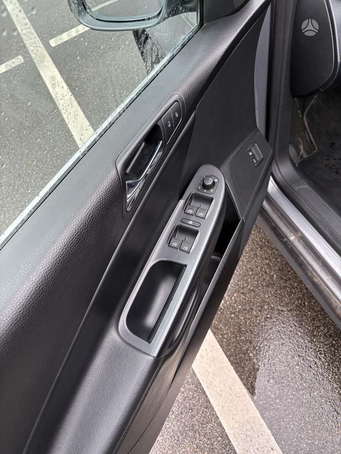 Volkswagen Passat 2006 — photo 11
