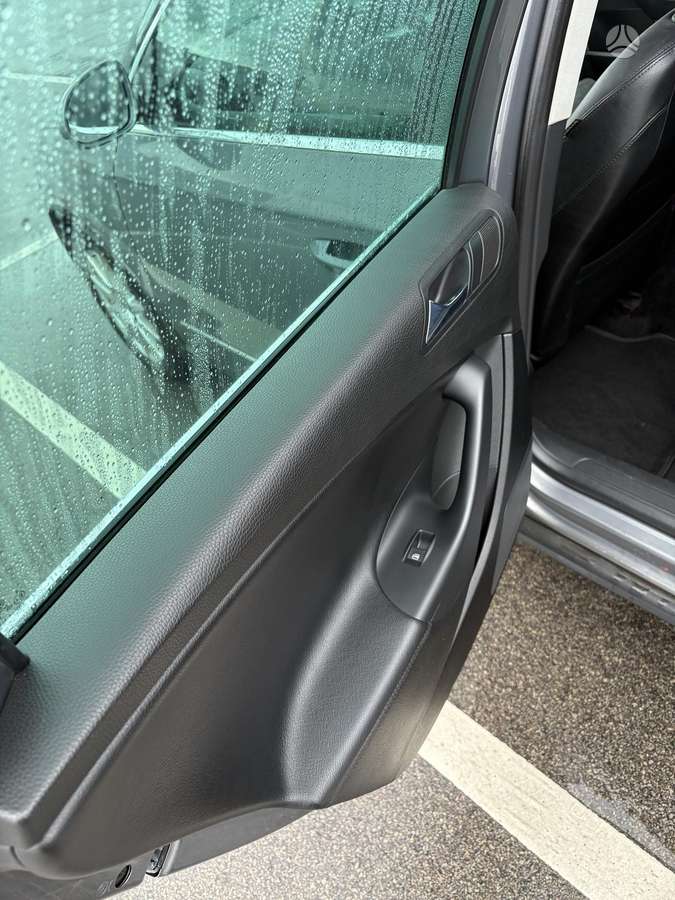 Volkswagen Passat 2006 — photo 17