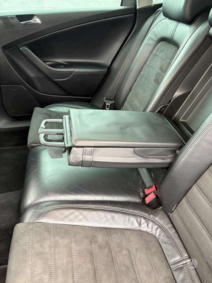 Volkswagen Passat 2006 — photo 19