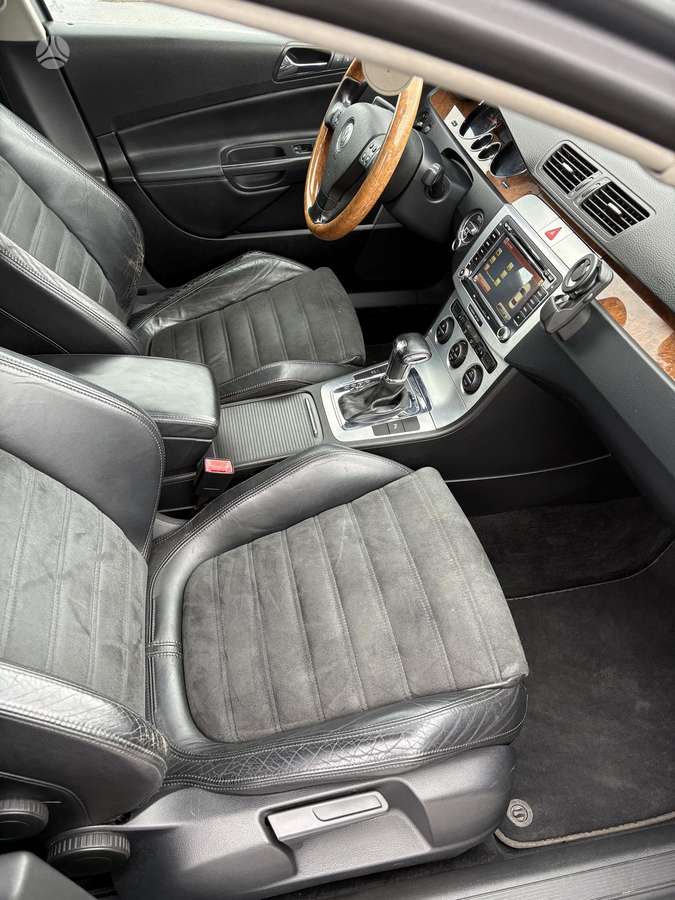 Volkswagen Passat 2006 — photo 26