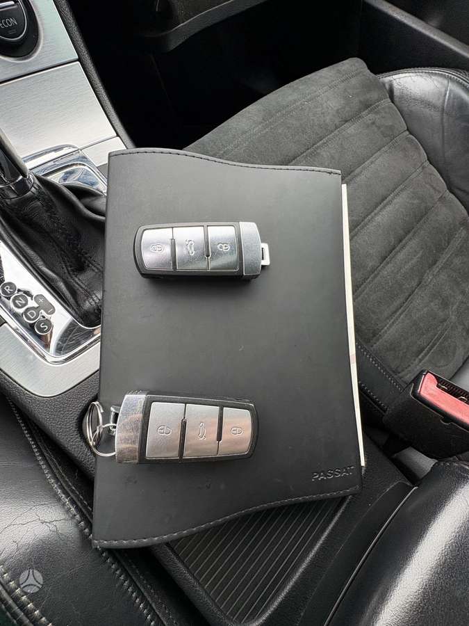 Volkswagen Passat 2006 — photo 32