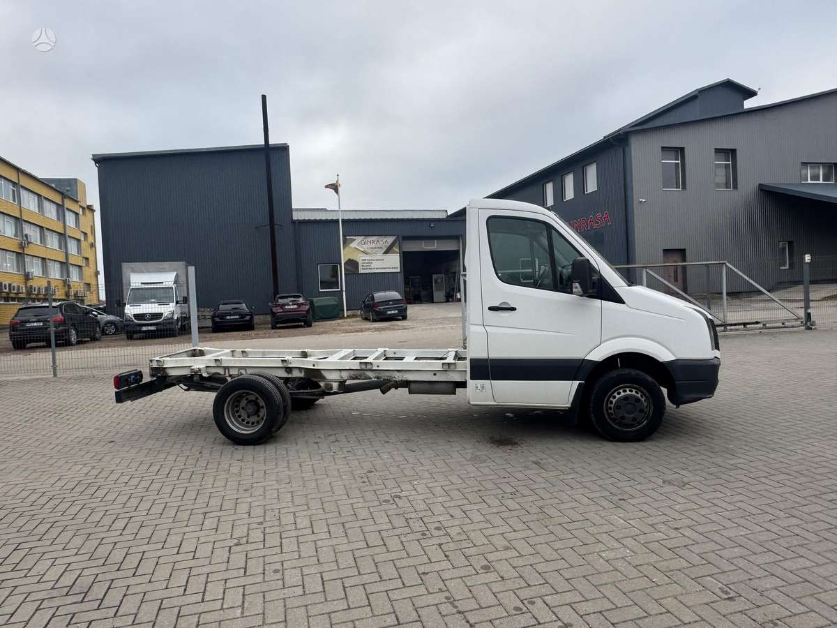 Volkswagen Crafter 2014 — engine 1968 cm³, 163 HP (120kW)