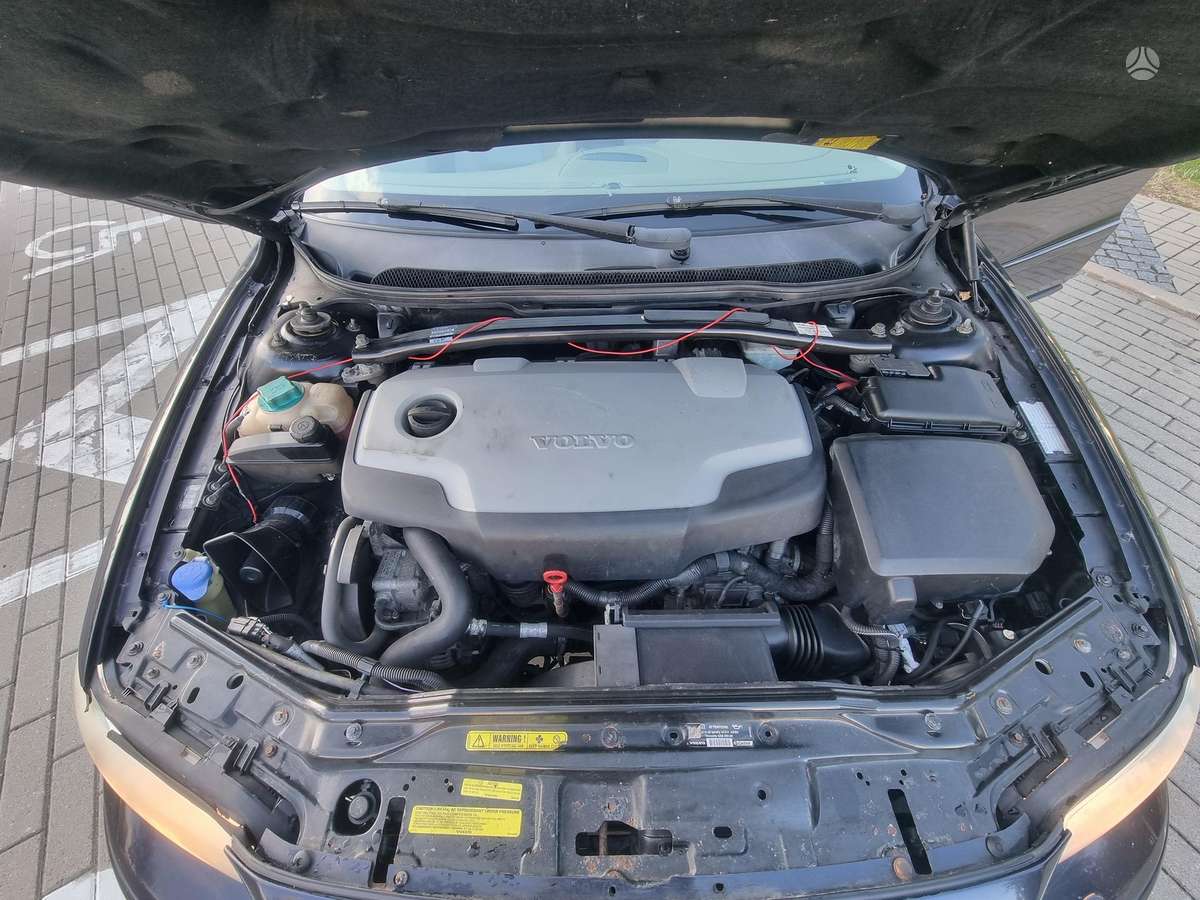 Volvo V70 2006 — photo 13