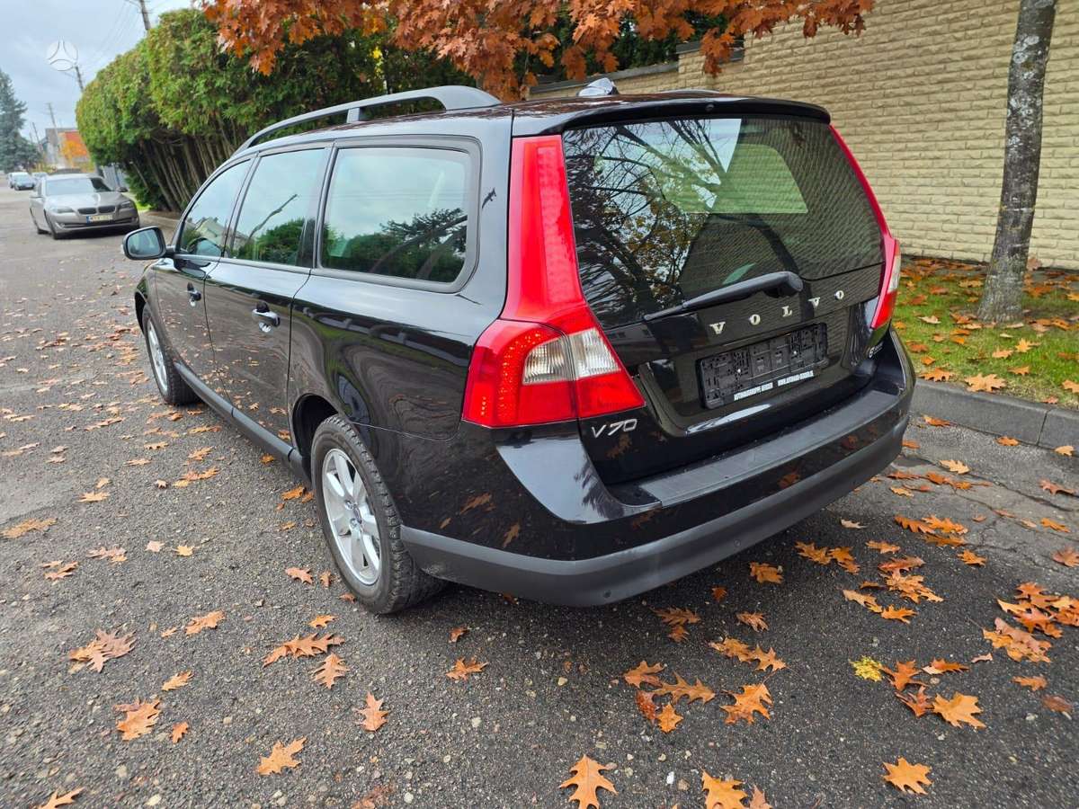 Volvo V70 2009 — engine 1997 cm³, 136 HP (100kW)
