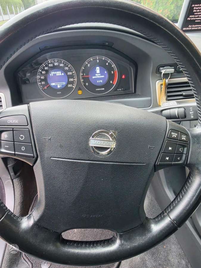Volvo V70 2009 — photo 6