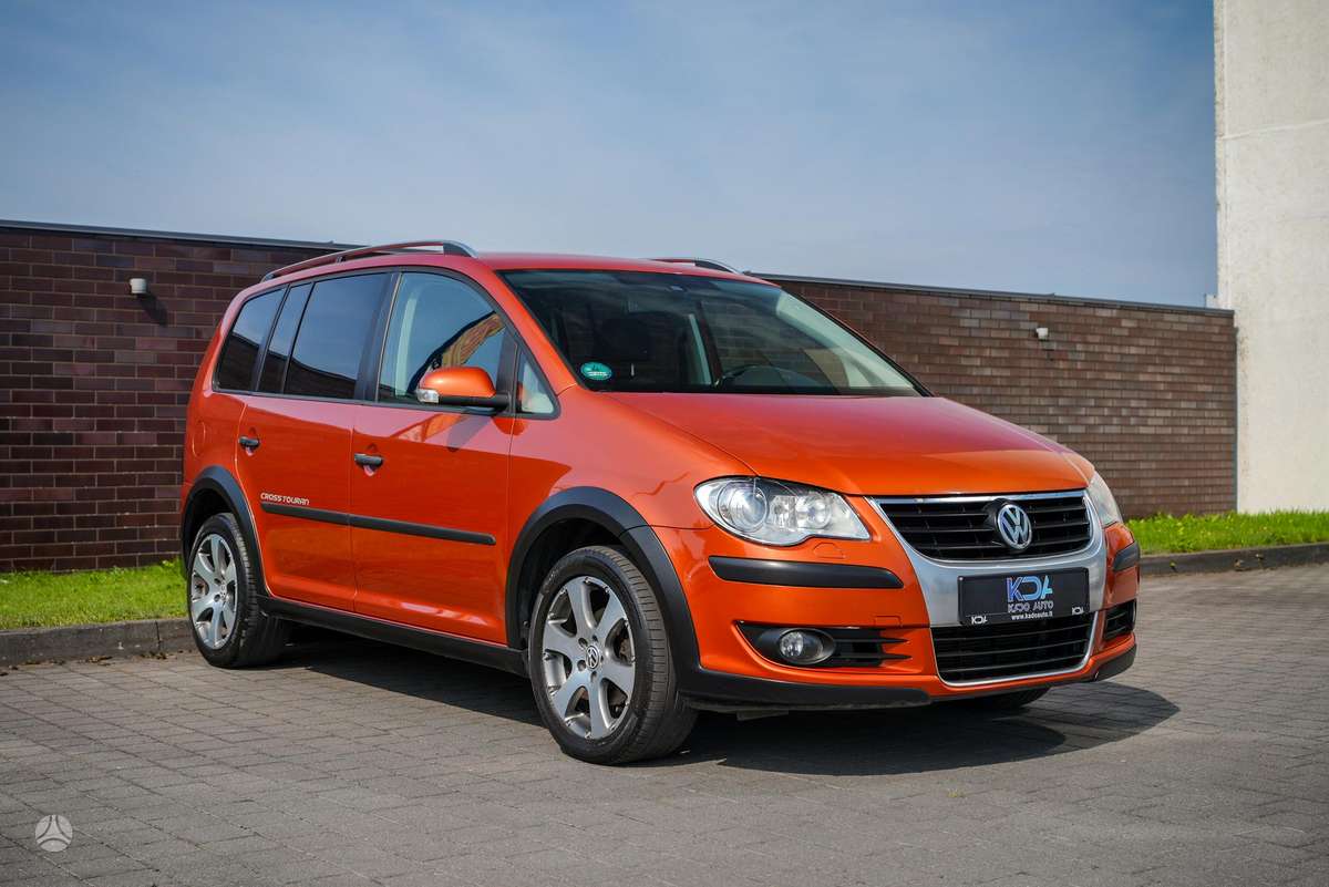 Volkswagen Touran 2008 — vehicle for AFU Ukraine
