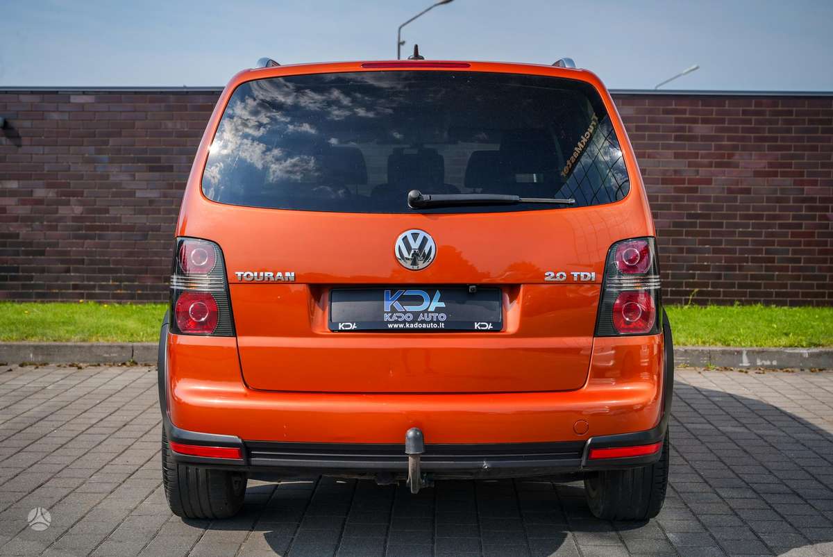 Volkswagen Touran 2008 — photo 10