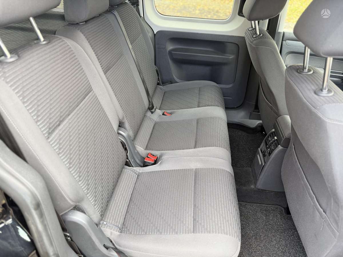 Volkswagen Caddy 2011 — photo 12
