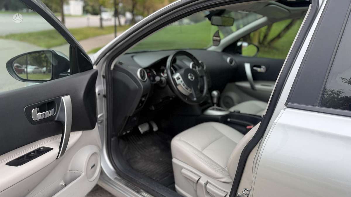 Nissan Qashqai 2011 — photo 13