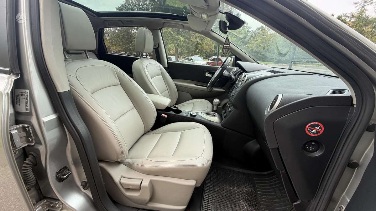 Nissan Qashqai 2011 — photo 18