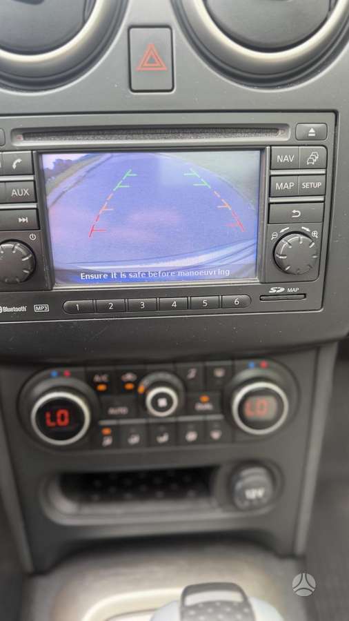 Nissan Qashqai 2011 — photo 22