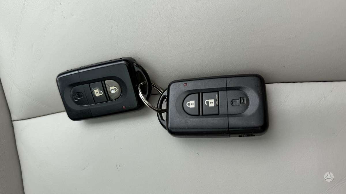 Nissan Qashqai 2011 — photo 23