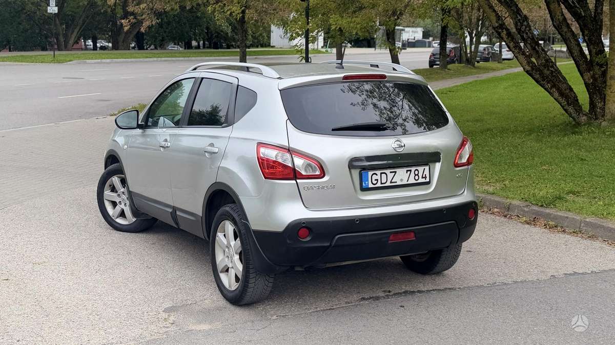 Nissan Qashqai 2011 — photo 5