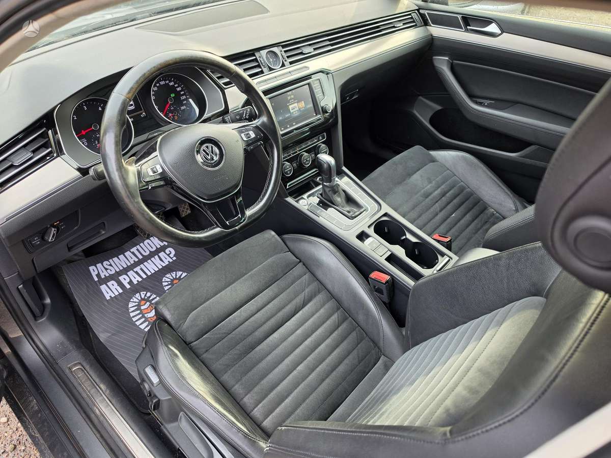 Volkswagen Passat 2015 — photo 22