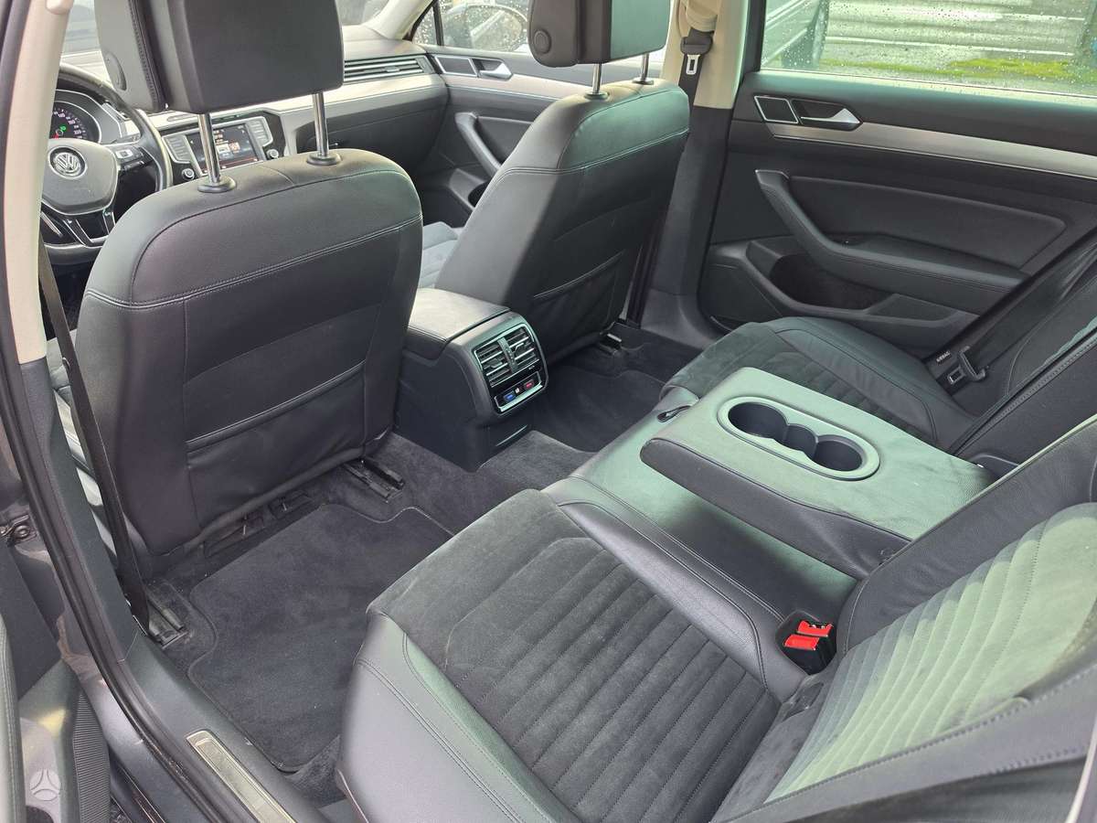 Volkswagen Passat 2015 — photo 23