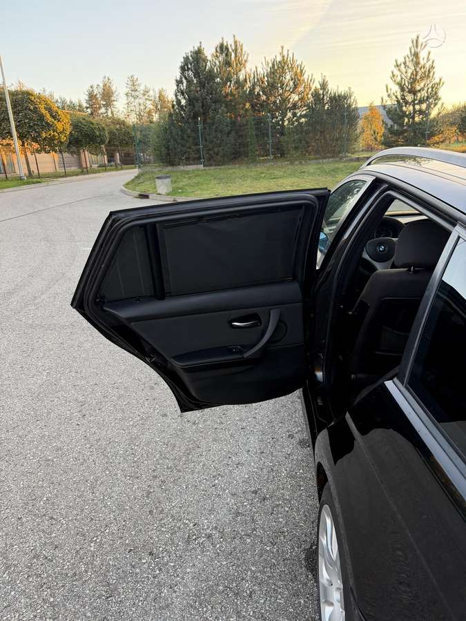 BMW 320 2008 — photo 7