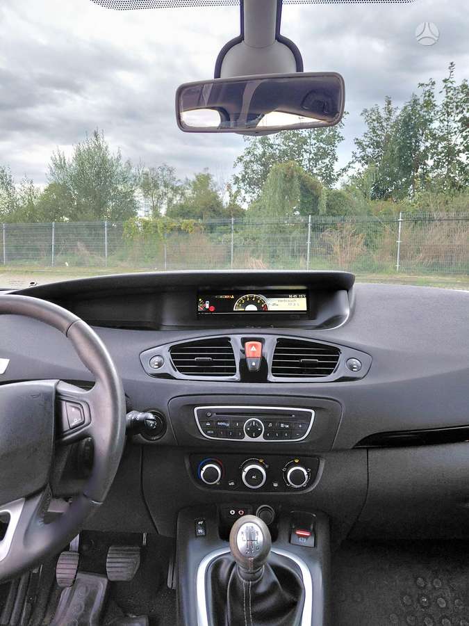 Renault Scenic 2011 — фото 12