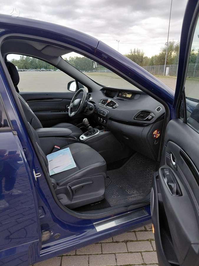 Renault Scenic 2011 — фото 7