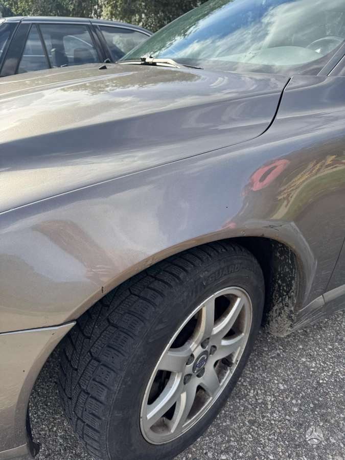 Volvo V70 2009 — photo 11