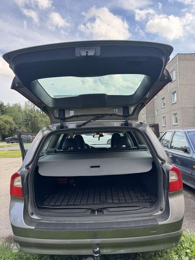 Volvo V70 2009 — photo 5