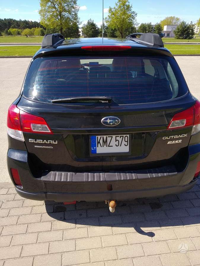 Subaru Outback 2011 — photo 6
