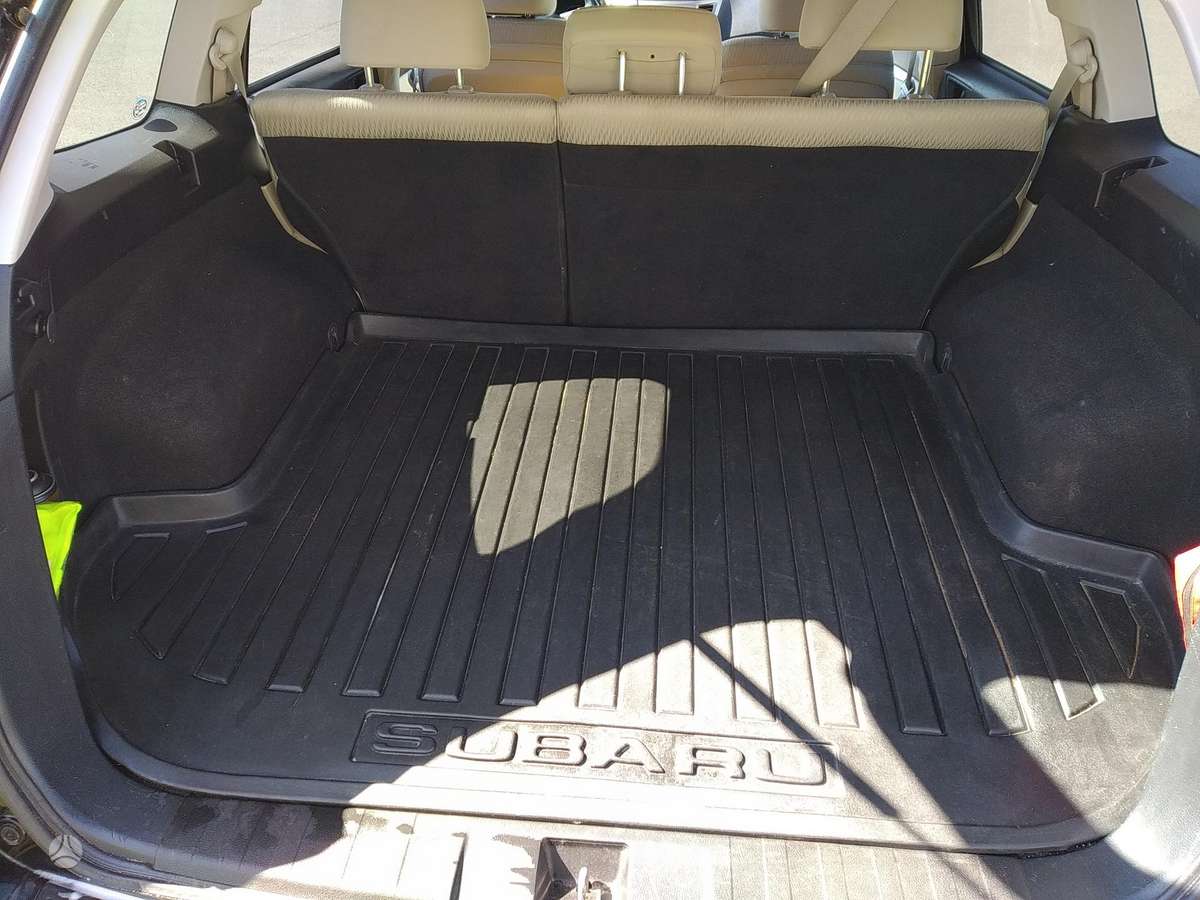 Subaru Outback 2011 — photo 7