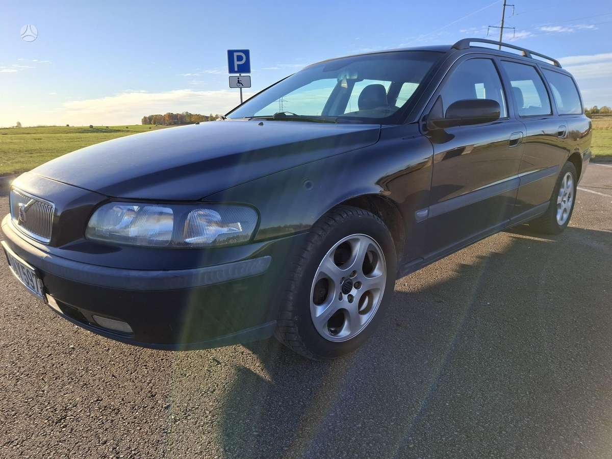 Volvo V70 2004 — авто для ЗСУ з Європи