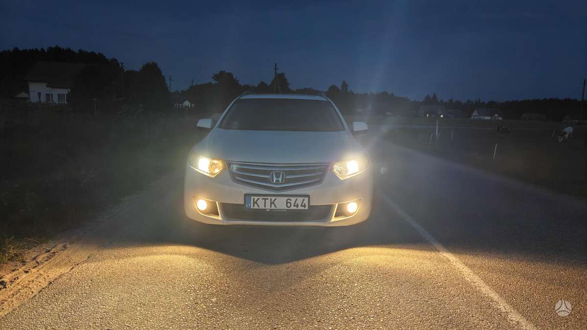Honda Accord 2009 — вигляд ззаду
