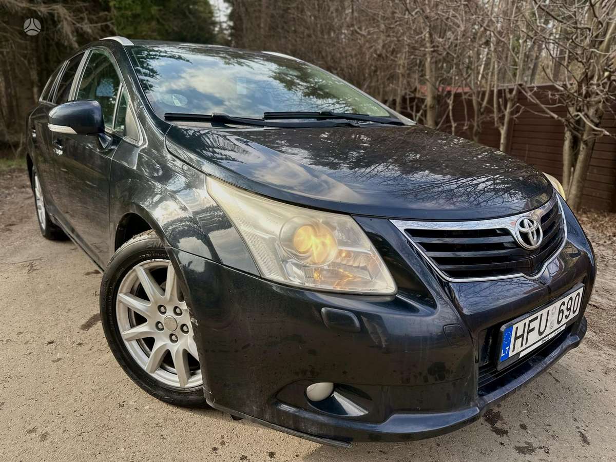 Toyota Avensis 2010 — авто для ЗСУ з Європи