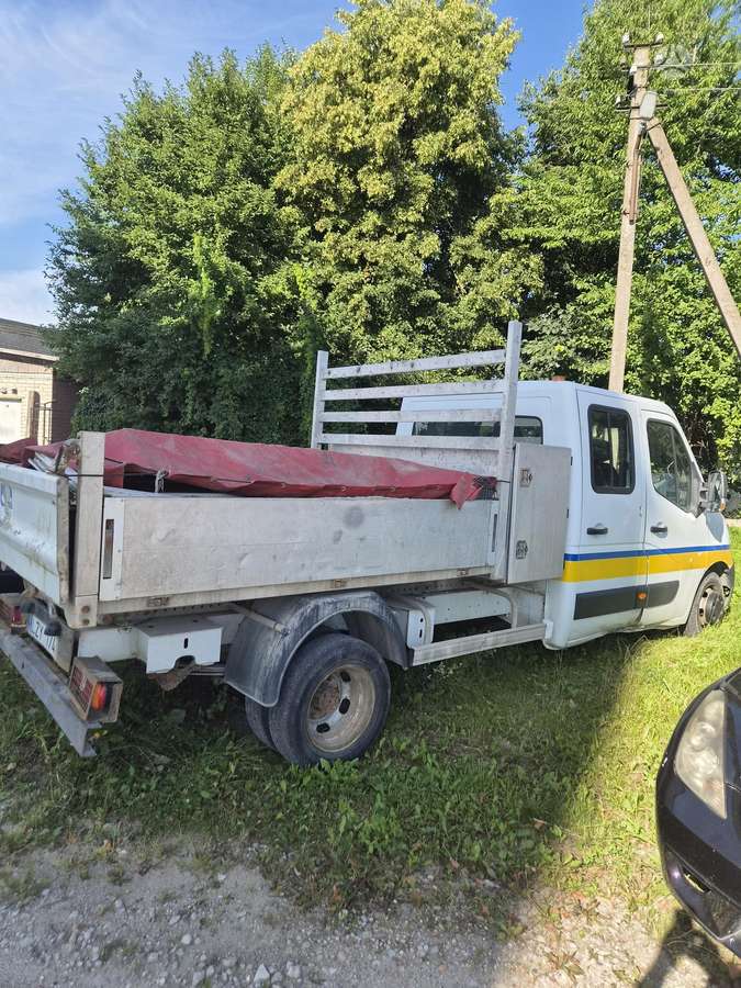 Renault Master 2013 — engine 2299 cm³, 125 HP (92kW)