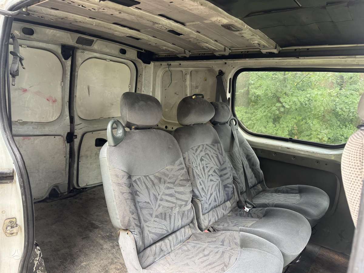 Renault Trafic 2005 — photo 10