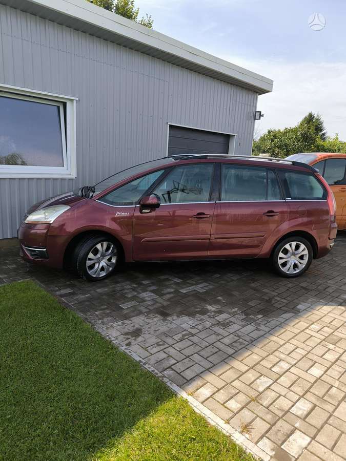 Citroen C4 2007 — rear view