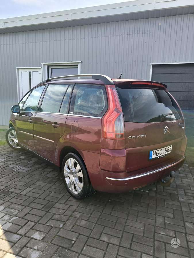 Citroen C4 2007 — interior