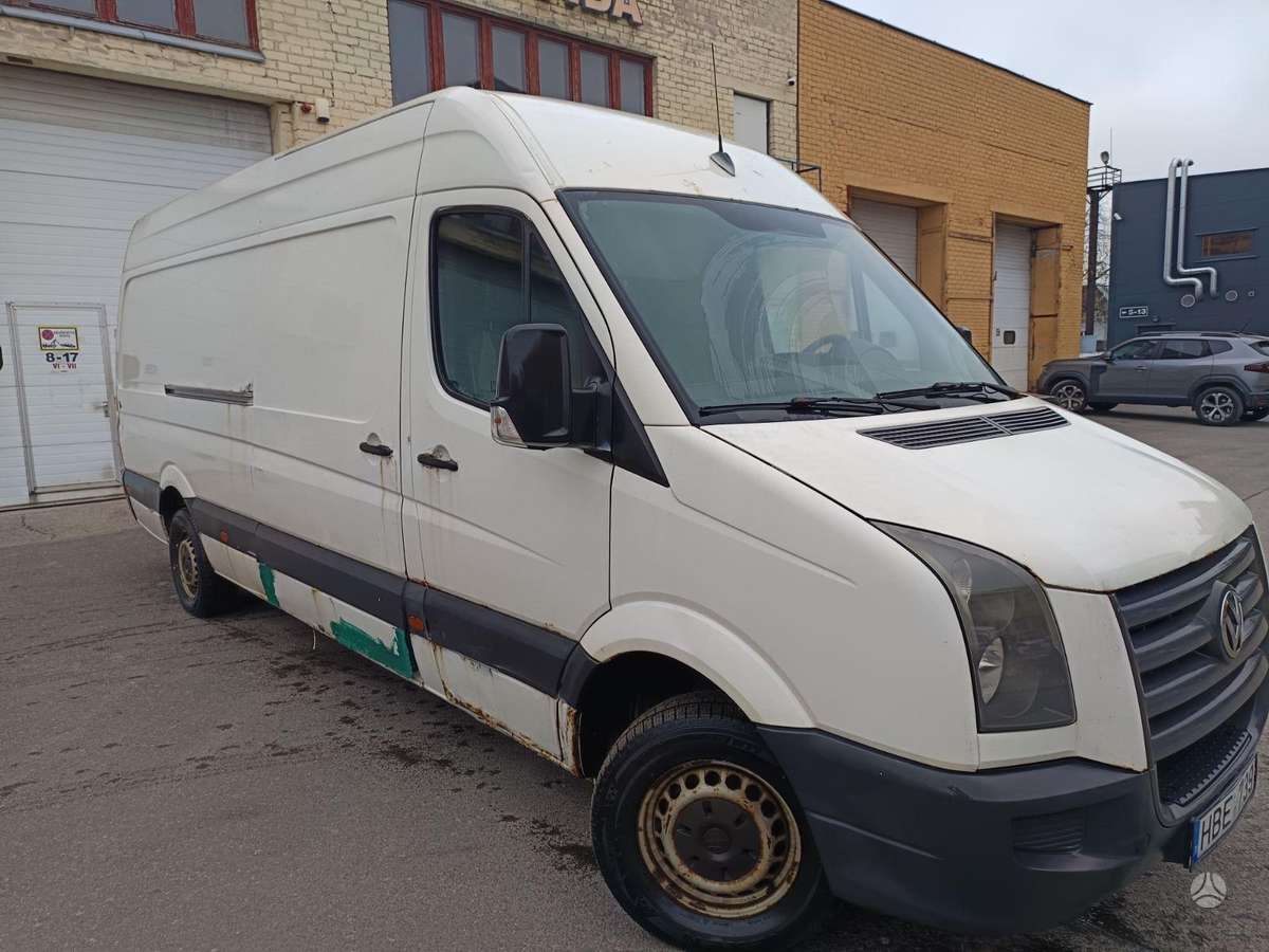 Volkswagen Crafter 2008 — rear view