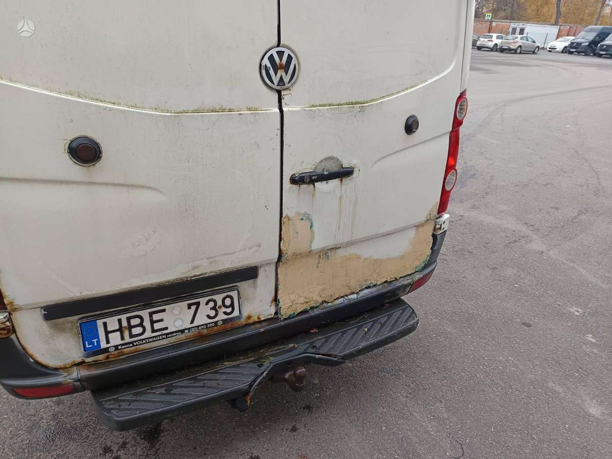 Volkswagen Crafter 2008 — engine 2500 cm³, 109 HP (80kW)