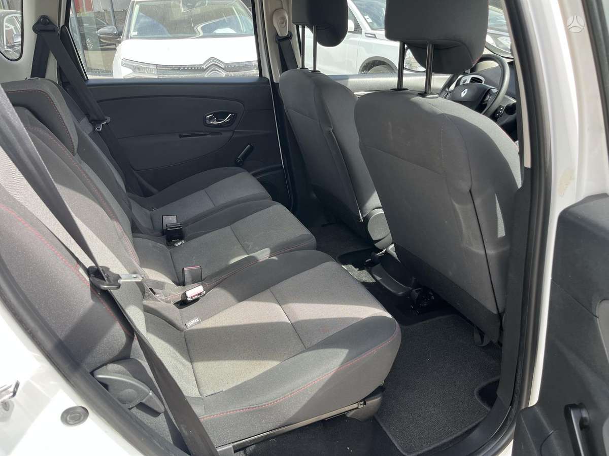 Renault Scenic 2013 — photo 16