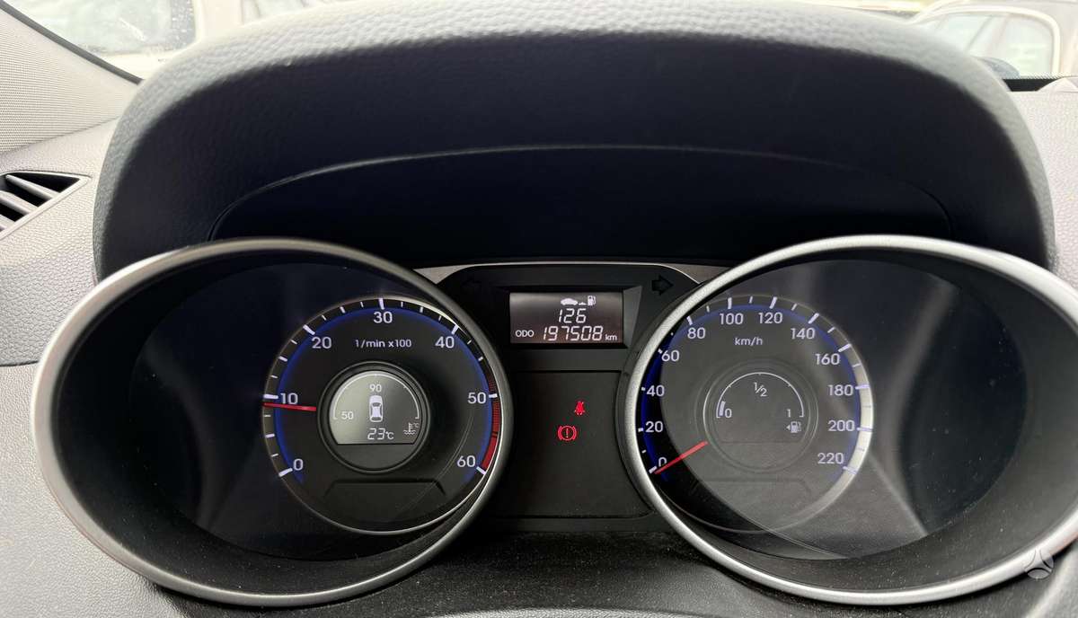 Hyundai ix35 2014 — фото 16
