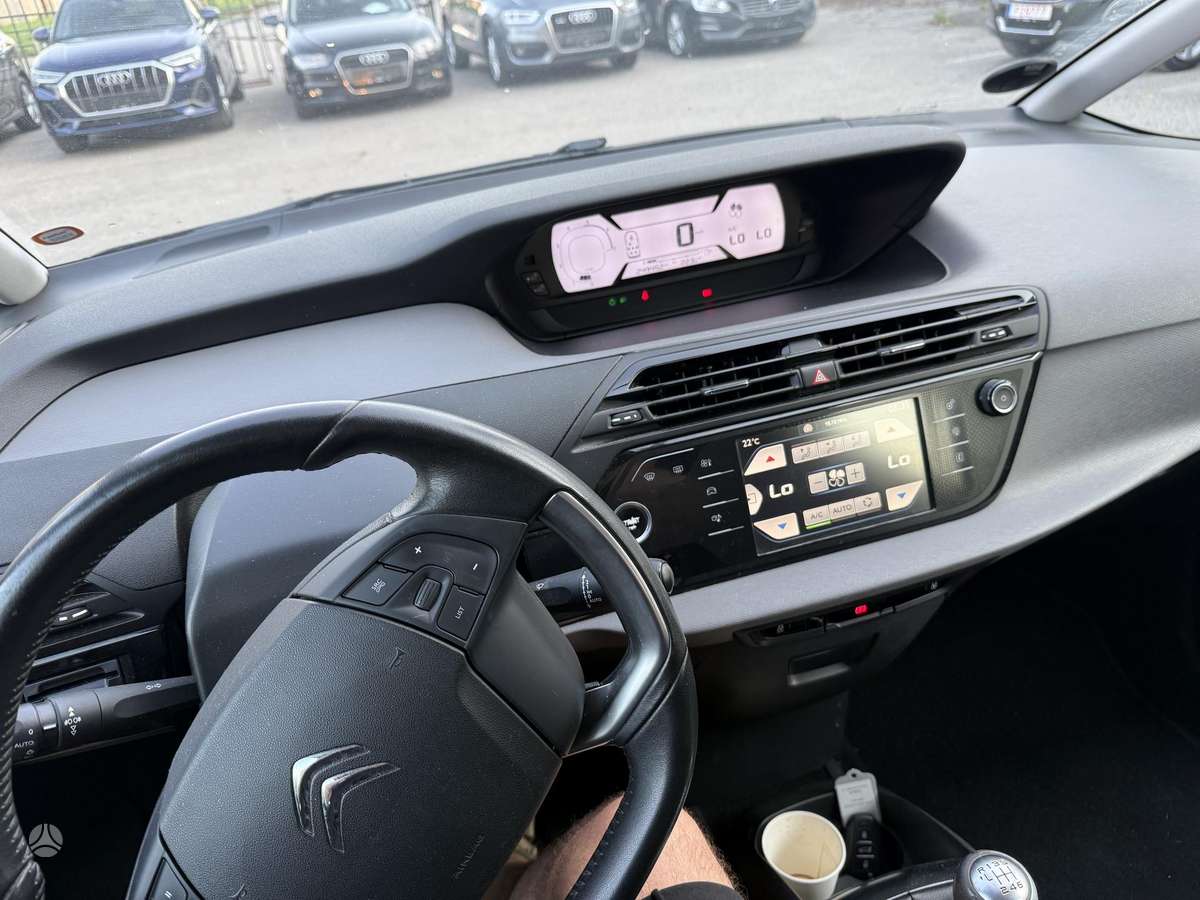 Citroen Grand 2015 — photo 10